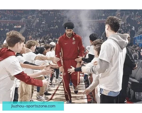 阿伦复出助力骑士内线 强攻强防成为球队主心骨